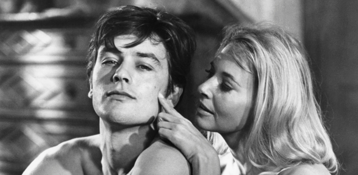 Alain Delon met actrice Romy Schneider in de film The Swimming Pool